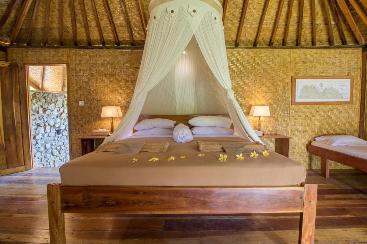 Baha Baha Villas West Sumbawa Yoyos - Free Yoga Class, Gym Daily Included For Guest - Fast Wifi Starlink Sekongkang Buitenkant foto