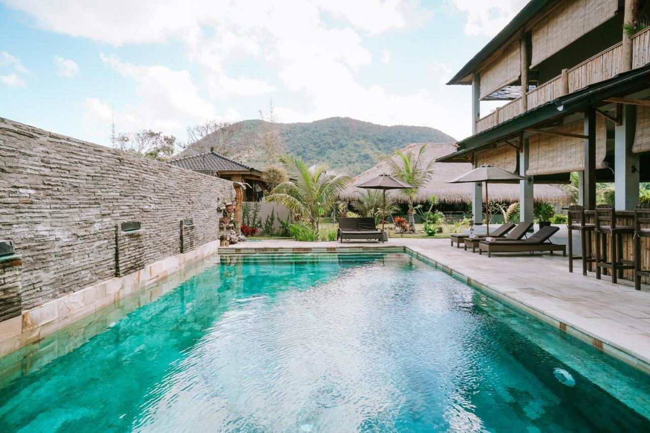 Baha Baha Villas West Sumbawa Yoyos - Free Yoga Class, Gym Daily Included For Guest - Fast Wifi Starlink Sekongkang Buitenkant foto